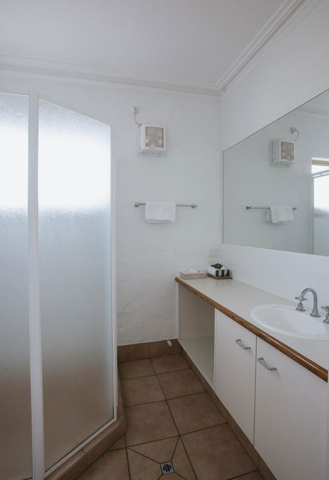 Canal Rocks Beachfront Apartments - Hotel WA 6