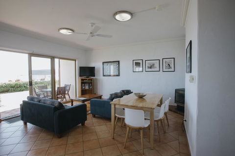 Canal Rocks Beachfront Apartments - Hotel WA 8