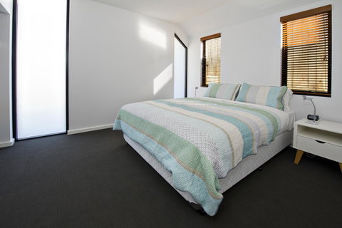 Margaret River Bungalow-1-street - Pet Friendly - Hotel WA 7
