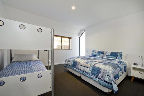 Margaret River Bungalow-1-street - Pet Friendly - Hotel WA 4