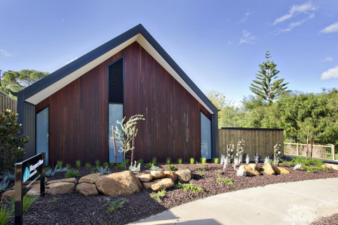 Margaret River Bungalow-1-street - Pet Friendly - Hotel WA 0