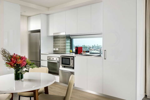 Ramada By Wyndham VetroBlu Scarborough Beach - Hotel WA 44