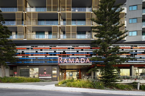 Ramada By Wyndham VetroBlu Scarborough Beach - Hotel WA 5