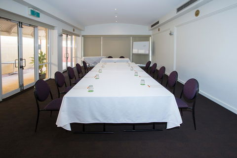 The Continental Hotel - Hotel WA 23
