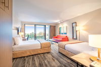 Book Narrabeen Accommodation Vacations Hotel WA Hotel WA