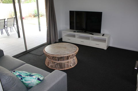 Ocean Breeze At Caba - Hotel WA 18