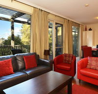 Villa Cypress located within Cypress Lakes - Hotel WA