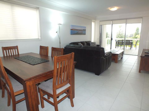 Pacific Marina Apartments - Hotel WA 20
