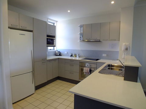 Pacific Marina Apartments - Hotel WA 9