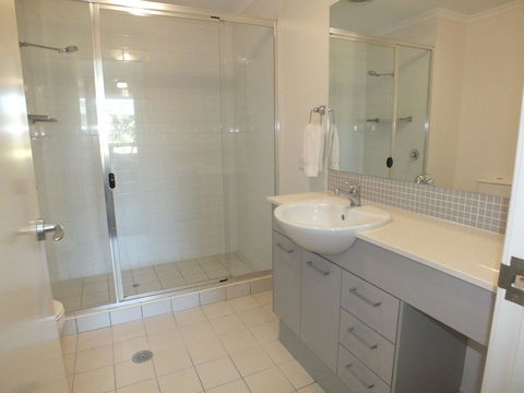 Pacific Marina Apartments - Hotel WA 28