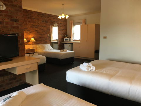 Bega Downs Motor Inn - Hotel WA 14