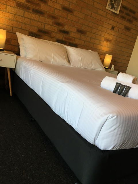 Bega Downs Motor Inn - Hotel WA 12