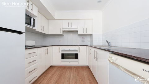 Blue Horizons, Unit 808, 41-45 Shoal Bay Road - Hotel WA 7