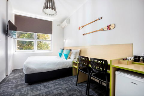 Nightcap At Caringbah Hotel - Hotel WA 13