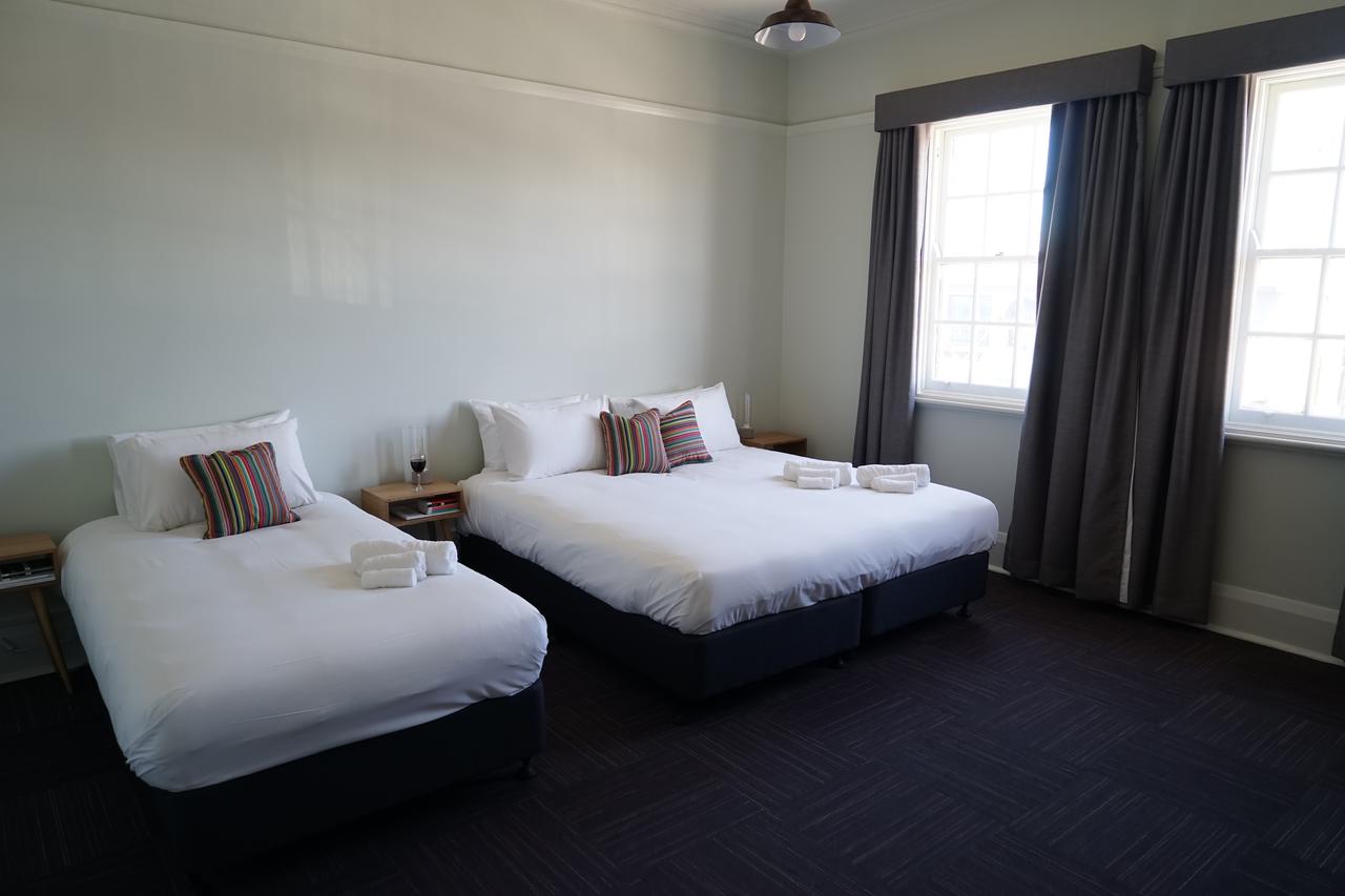 Clyde NSW Hotel WA