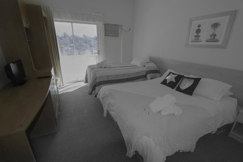 Rest Easy Motel - Hotel WA 22