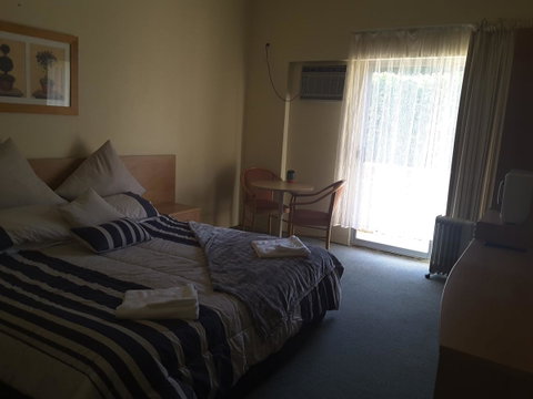 Rest Easy Motel - Hotel WA 23