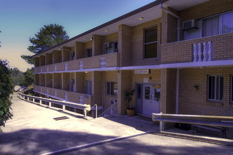 Rest Easy Motel - Hotel WA 21