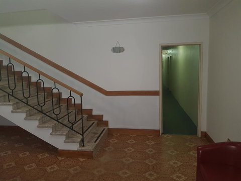 Rest Easy Motel - Hotel WA 37