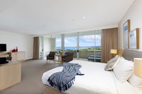 Book Wollongong Accommodation Vacations Hotel WA Hotel WA
