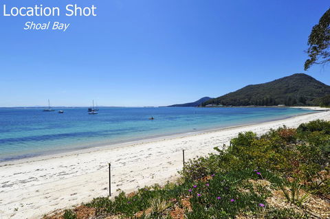 Ronald Avenue 1/65 - Shoal Bay - Hotel WA 10
