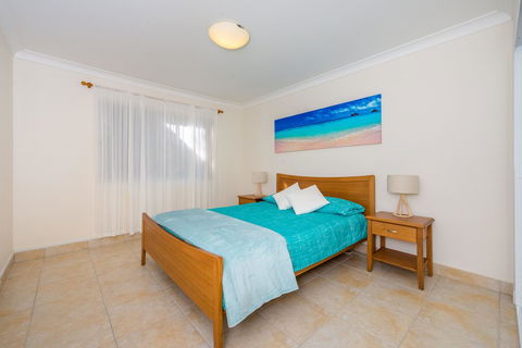 Ronald Avenue 1/65 - Shoal Bay - Hotel WA 7