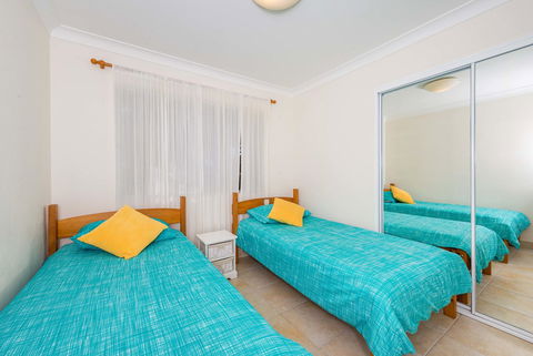 Ronald Avenue 1/65 - Shoal Bay - Hotel WA 8