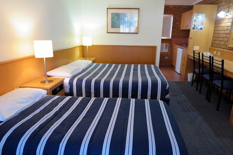Summerhill Motor Inn - Hotel WA 37