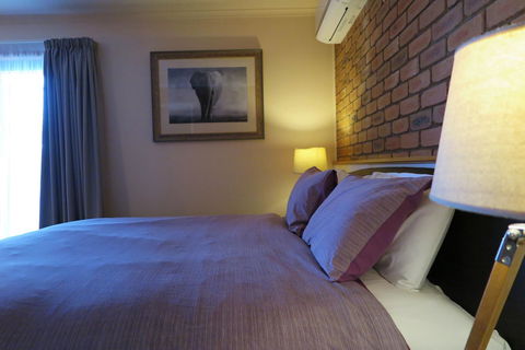 Summerhill Motor Inn - Hotel WA 9