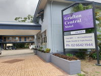 Book Grafton Accommodation Vacations Hotel WA Hotel WA