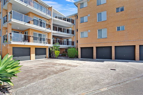 Victoria Parade, Kiah, Unit 10, 53 - Hotel WA 12