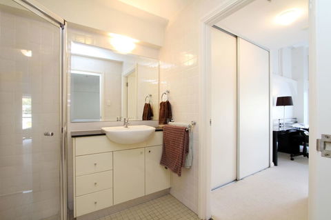 Waterfront Apartment On Sydney Harbour - Hotel WA 4
