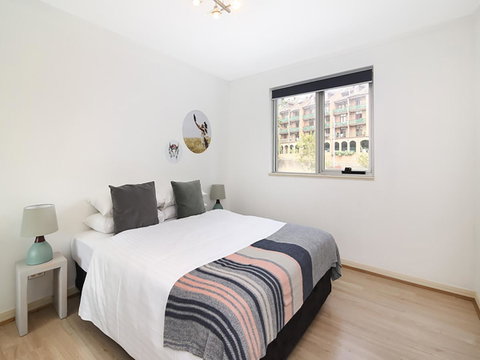 Lower Bridge And Sails - Executive 2BR Darlinghurst Apartment With Balcony And Rooftop Views - Hotel WA 7