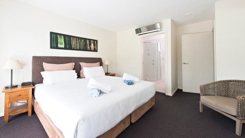 Pacific Blue, Salamander Bay - Hotel WA 18