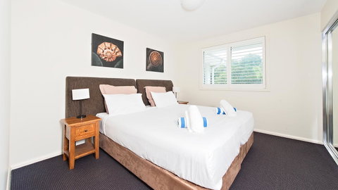 Pacific Blue, Salamander Bay - Hotel WA 15