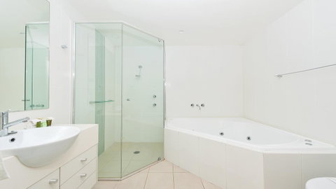 Pacific Blue, Salamander Bay - Hotel WA 31