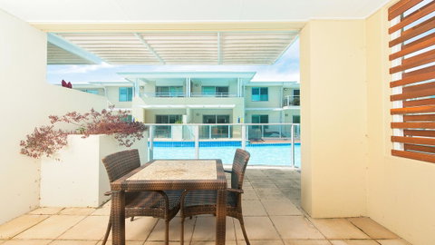 Pacific Blue, Salamander Bay - Hotel WA 4
