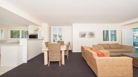 Pacific Blue, Salamander Bay - Hotel WA 33