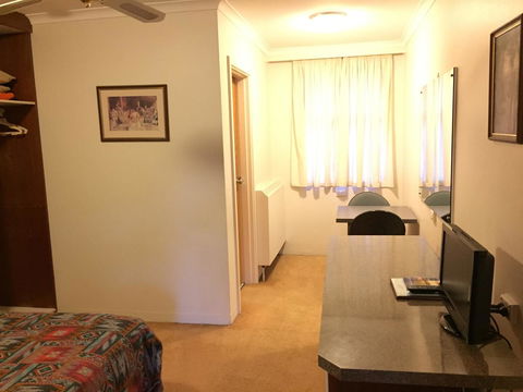 Cooma Motor Lodge Motel - Hotel WA 23