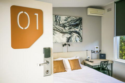Nightcap At Colyton Hotel - Hotel WA 29