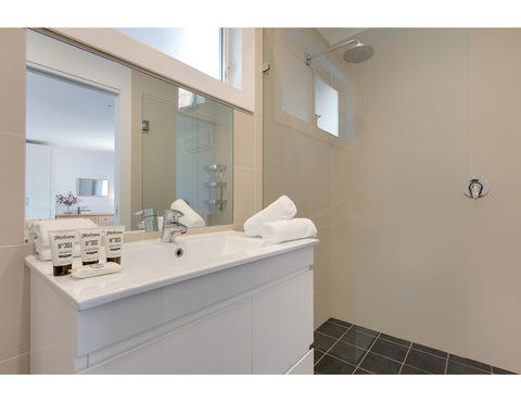 Spacious Cottage With Views, 10 Mins From The City - Hotel WA 4