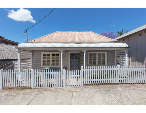 Spacious Cottage With Views, 10 Mins From The City - Hotel WA 19