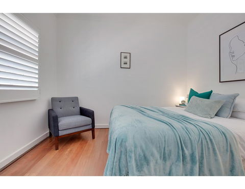 Spacious Cottage With Views, 10 Mins From The City - Hotel WA 12