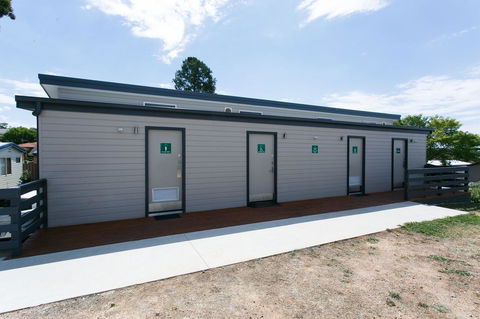 Crestview Tourist Park - Hotel WA 10