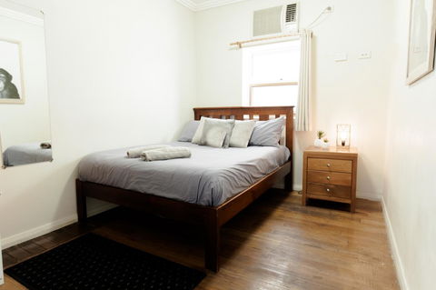 Mad Monkey Broadway - Hotel WA 19