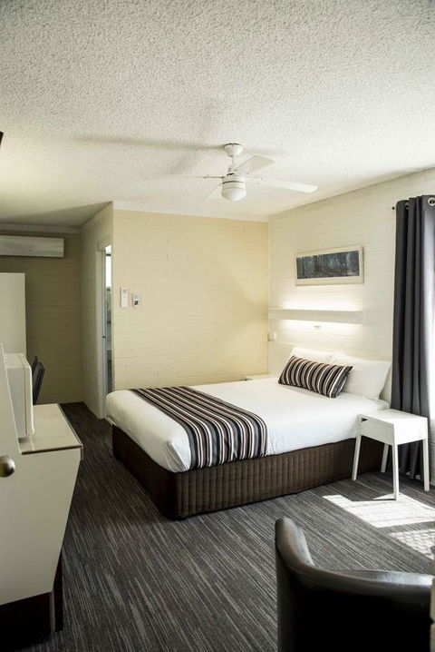 Coastal Bay Motel - Hotel WA 35