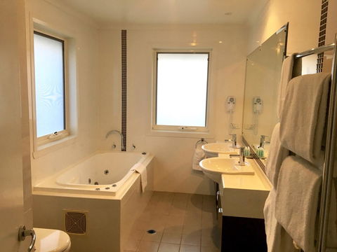 Encore Apartments - Hotel WA 3