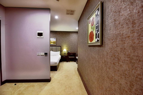Megaboom City Hotel - Hotel WA 40