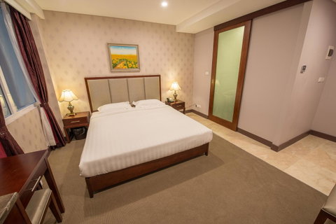 Megaboom City Hotel - Hotel WA 11