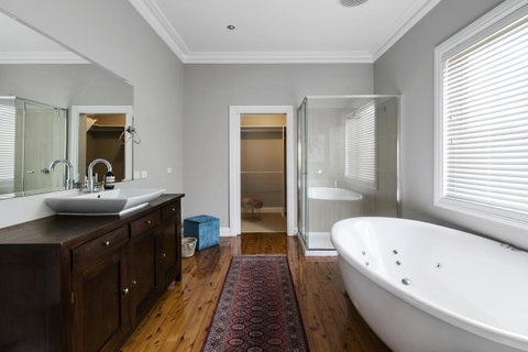 The Spa Cottage With HotTub, Netflix & Stan - Hotel WA 12